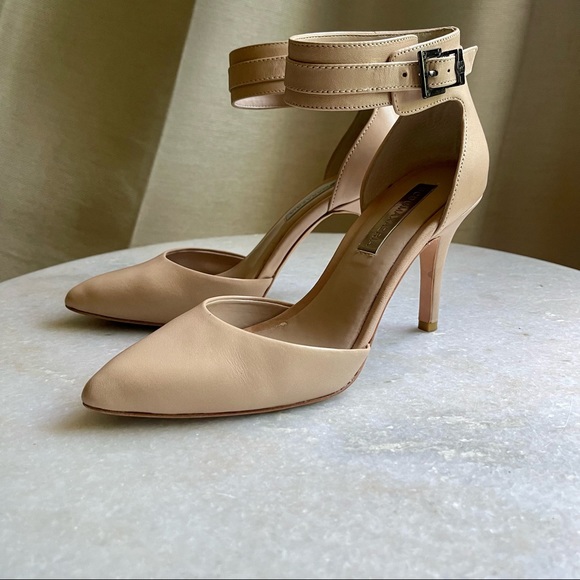 BCBGMAXAZRIA PRINTZ blush vachetta mid heel ankle cuff pumps (size 6M/36) - Picture 3 of 12